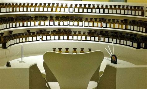 perfumery in grasse france.